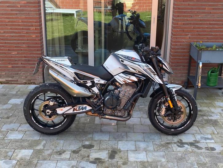 // KTM DUKE 790 // The Scalpel, Motoren, Motoren | KTM, Particulier, Naked bike, meer dan 35 kW, 2 cilinders, Motorrijbewijs A
