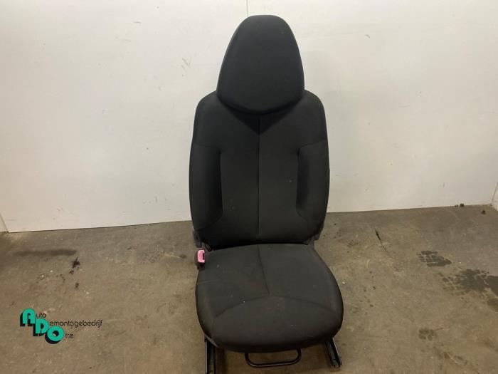 Siège gauche d'un Toyota Aygo (Aygo 08-), Autos : Pièces & Accessoires, Habitacle & Garnissage, Toyota, Utilisé, 3 mois de garantie