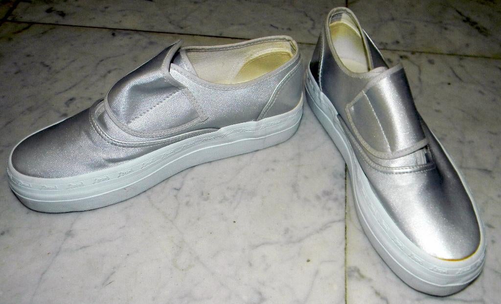 Baskets argentées 38, Enlèvement ou Envoi, Neuf, Sneakers et Baskets