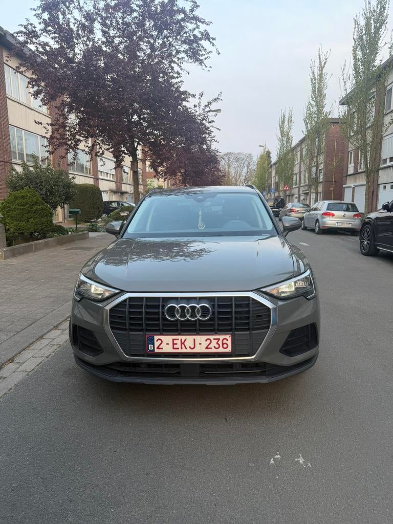 Audi Q3 2021 67 000 km AUTOMATIQUE, Autos, Cuir, Argent ou Gris, Achat, Euro 6