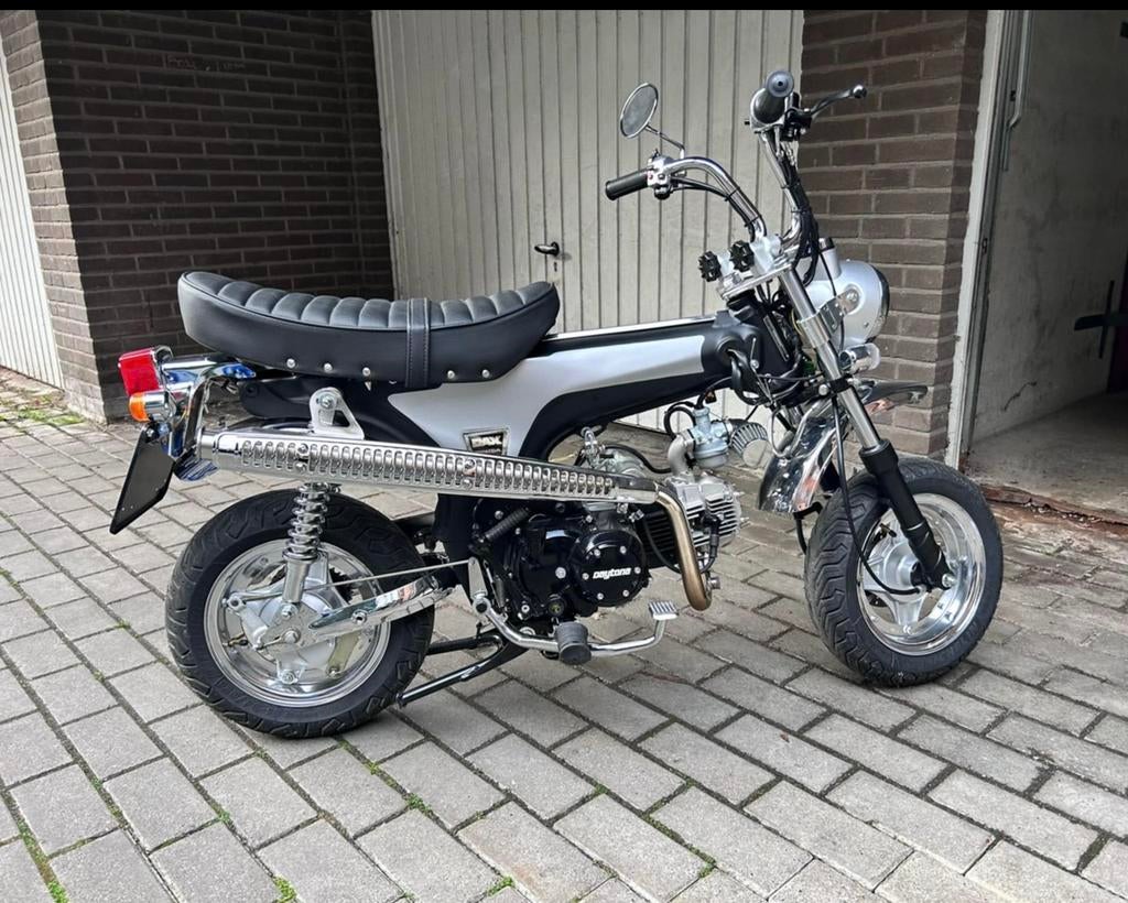 Honda dax nieuw!, Ophalen, Zo goed als nieuw