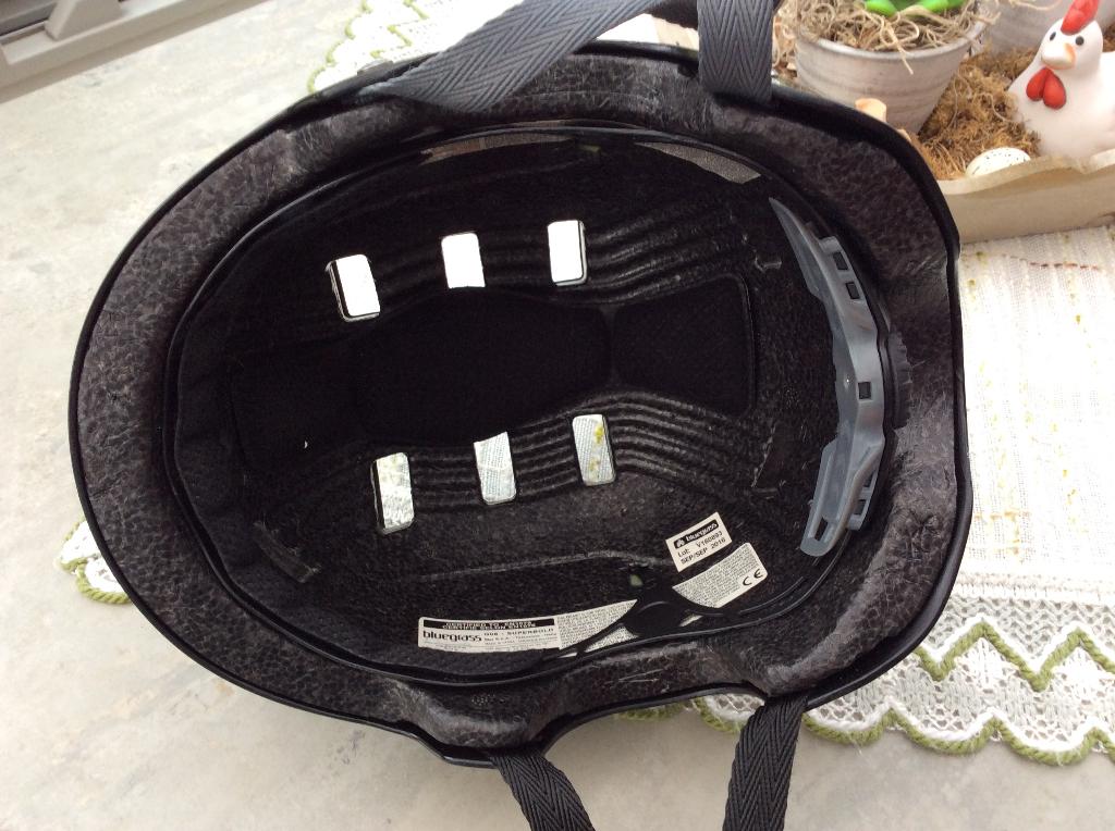 Zwarte kinderhelm, Enlèvement, Comme neuf, S, Garçon ou Fille