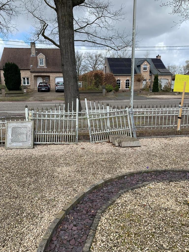 Hekwerk met 2 poorten, Enlèvement, Avec portail