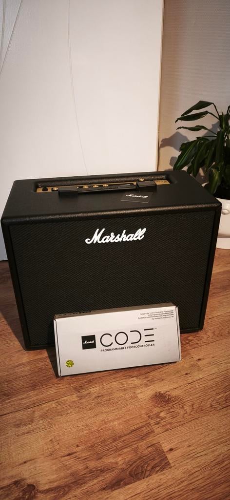 Ampli Marshall code 50 + foot Switch ., Muziek en Instrumenten, Ophalen, Gitaar