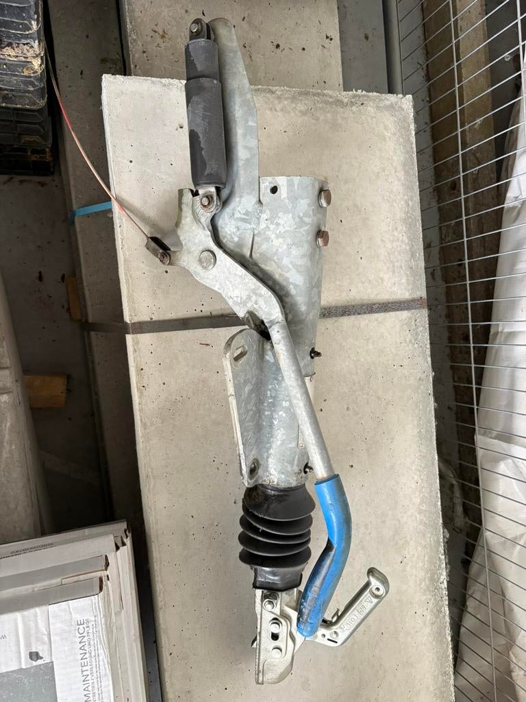 Oplooprem knott 2,7 ton, Ophalen