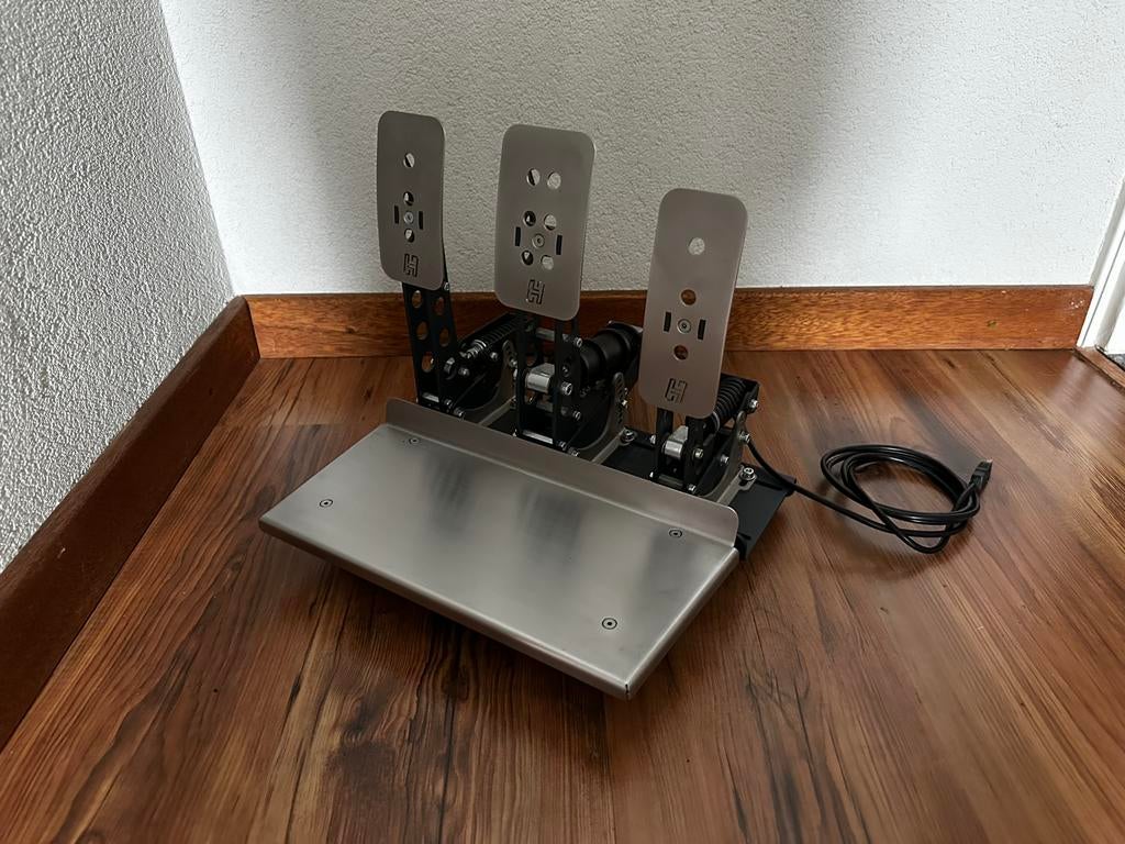 Heusinkveld sprint pedalen incl baseplate, Computers en Software, Joysticks, Zo goed als nieuw, Ophalen of Verzenden