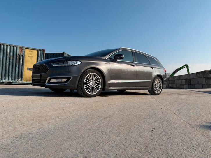Ford Mondeo vignale 2016, Autos, Ford, Particulier, Mondeo, Diesel, Break, 5 portes, Automatique, Argent ou Gris, Traction avant
