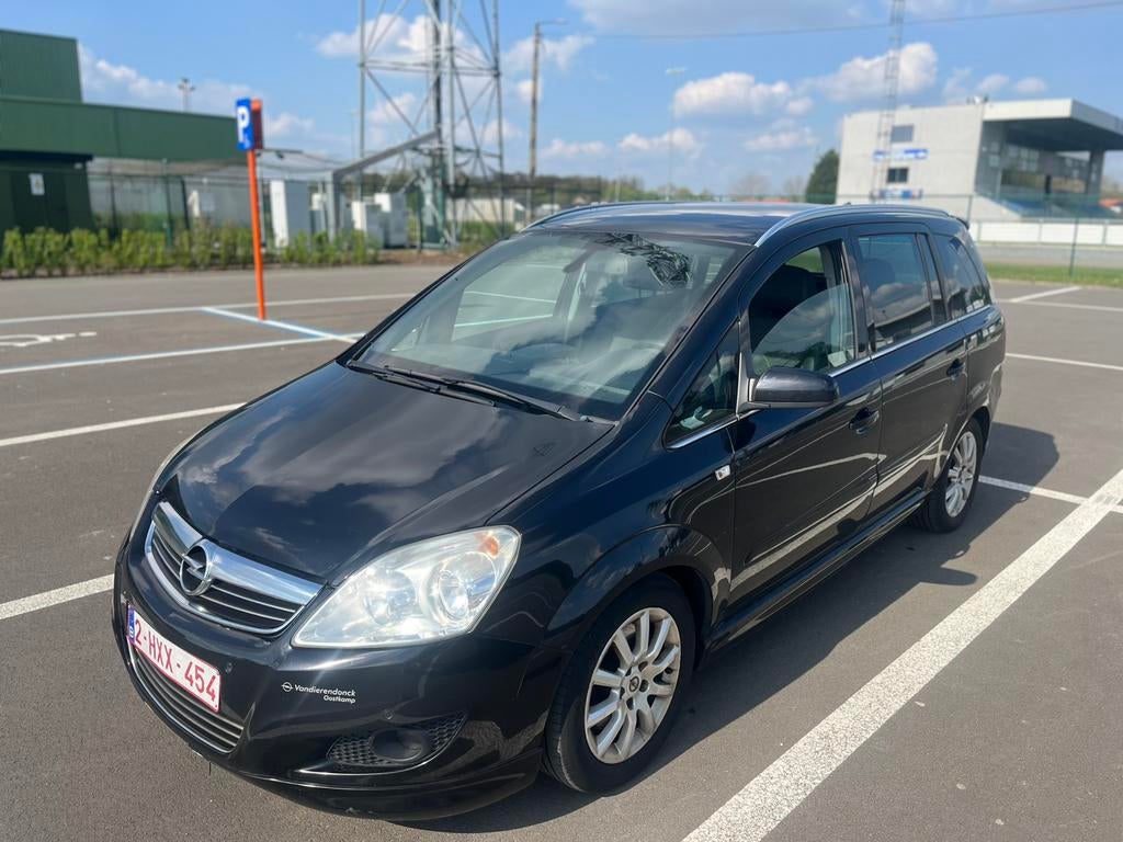 Opel zafira 1.7 cdti • Airco // OPC LINE • 2009 - 7 plaats, Auto's, Zafira, Particulier, Sportstoelen, Euro 4