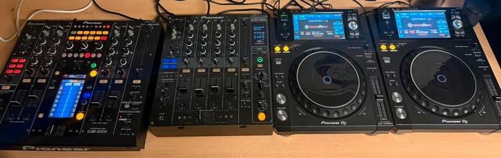 Pioneer DJ set + reloop RMX-40 DSP, Musique & Instruments, DJ sets & Platines, Comme neuf, DJ-Set, Pioneer, Enlèvement