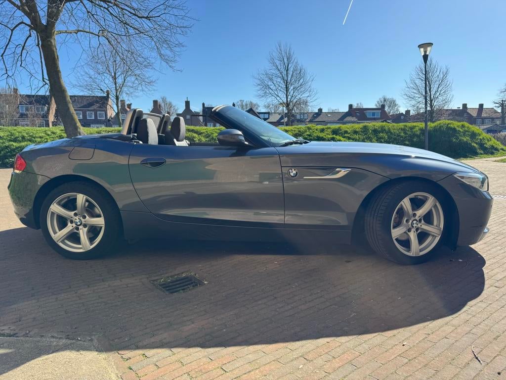 BMW Z4 sdrive20i , lage km stand !, Autos, BMW, Particulier, Z4, ABS, Airbags, Air conditionné, Alarme, Bluetooth, Ordinateur de bord