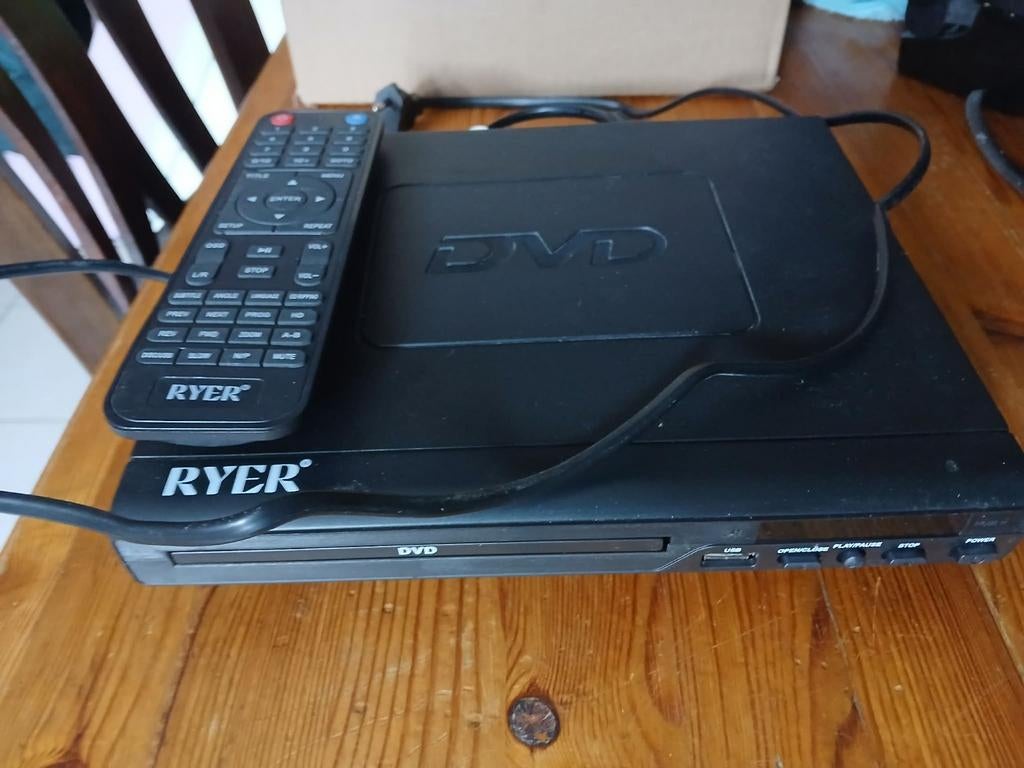 Dvd speler, Met harddisk, Zo goed als nieuw, Ophalen, Overige merken