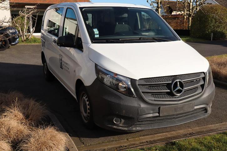 mercedes vito 110 cdi export 9800 ^plus TVA, Autos, Camionnettes & Utilitaires, Entreprise, ABS, Anti démarrage, Mercedes-Benz