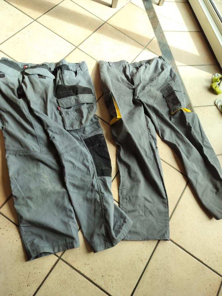 Twee werkbroeken XL, Ophalen of Verzenden