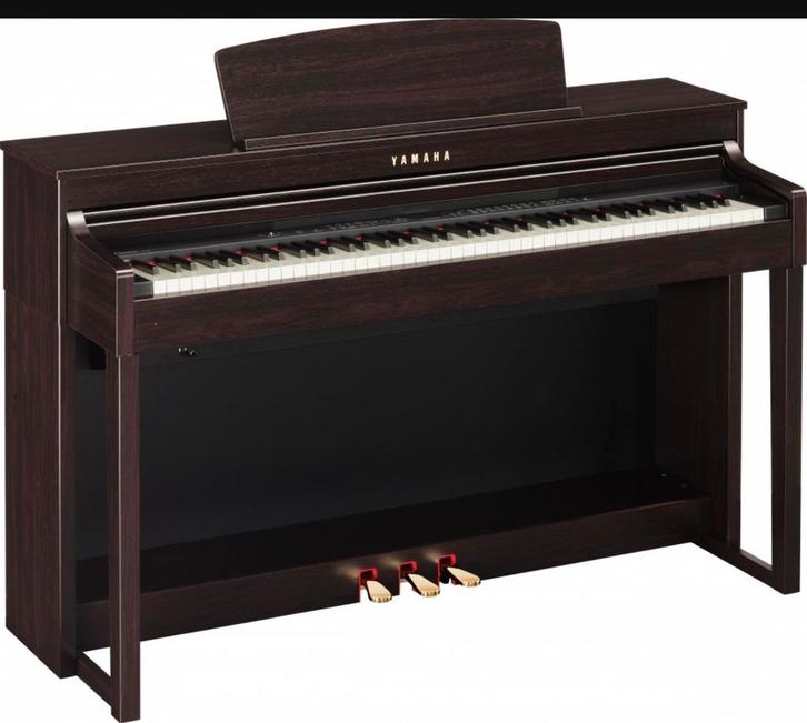 Yamaha CLP 470 R Clavinova, Musique & Instruments, Pianos, Utilisé, Piano, Brun