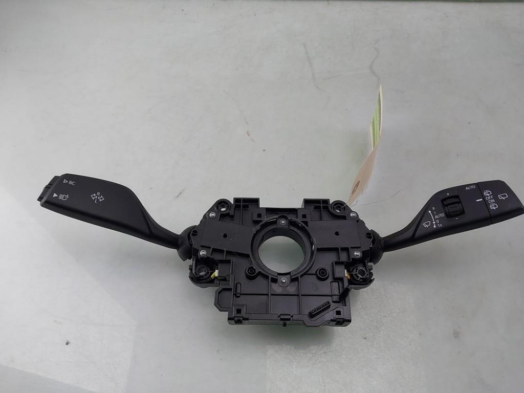 COMBISCHAKELAAR STUUR BMW 3 serie Touring (G21), Gebruikt, BMW, Petuelring 130
80809  München, DE, Bayerische Motoren Werke AG