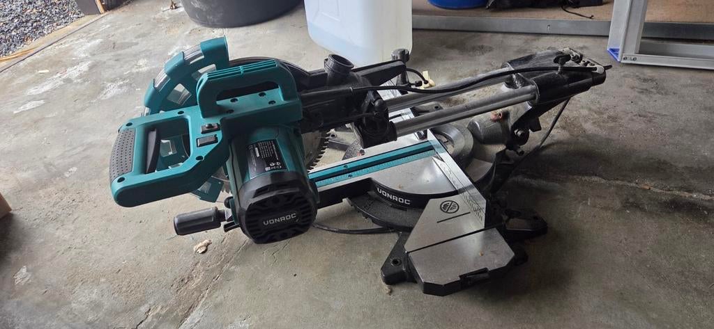 vonroc afkortzaag, Doe-het-zelf en Bouw, Gereedschap | Zaagmachines, Ophalen, Afkortzaag