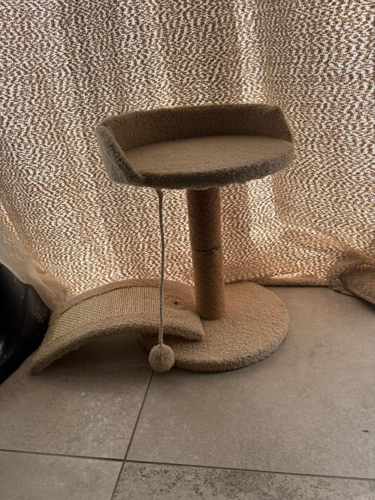 Beige krabpaal, Dieren en Toebehoren, Ophalen, Zo goed als nieuw, Krabpaal