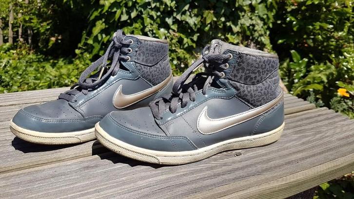 Baskets NIKE pt 39 chaussures sneakers, Kleding | Dames, Schoenen, Gedragen, Sneakers, Grijs, Ophalen of Verzenden