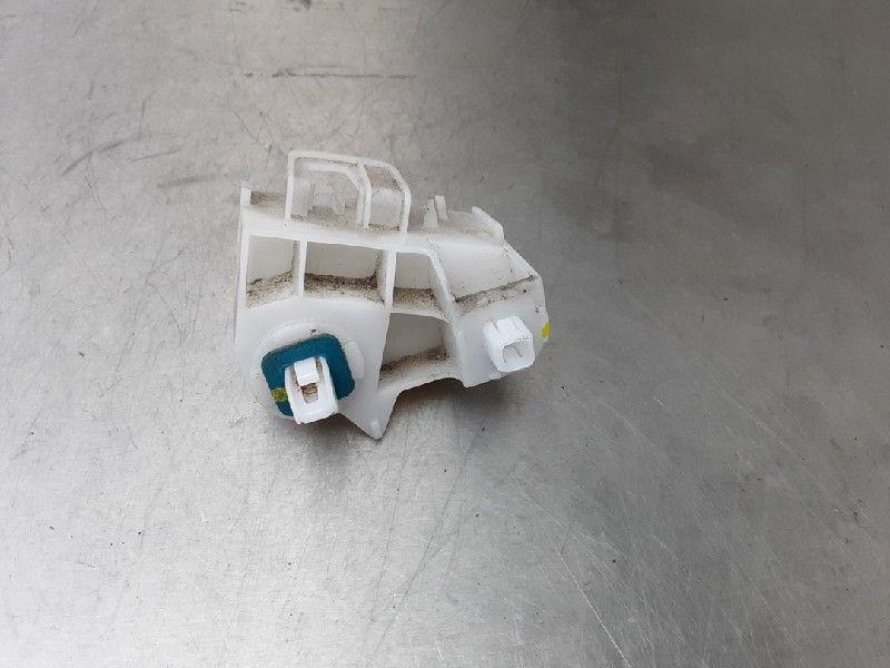 SUPPORT PARE-CHOCS ARRIÈRE DROIT Toyota Yaris III (P13), Autos : Pièces & Accessoires, Utilisé, Toyota