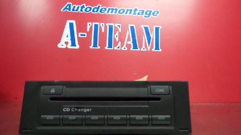 CD SPELER Audi A4 Avant (B7) (01-2004/06-2008) (8E0035111D), Gebruikt, Audi