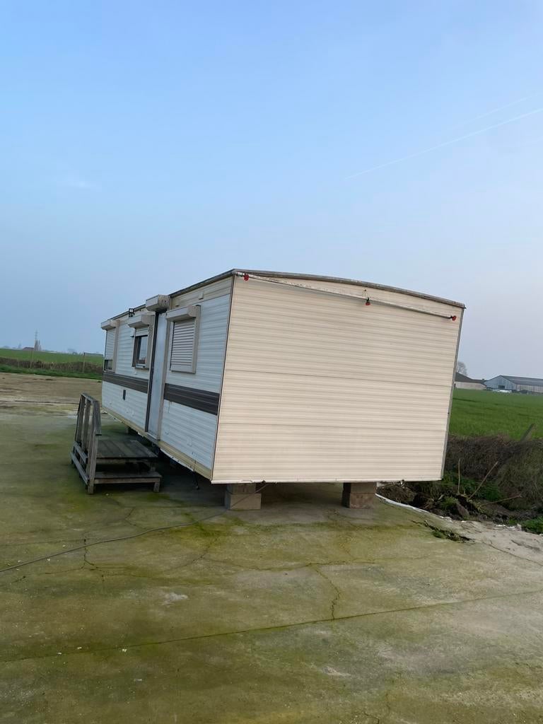 Stacaravan 8m lang 3m breed, Caravanes & Camping