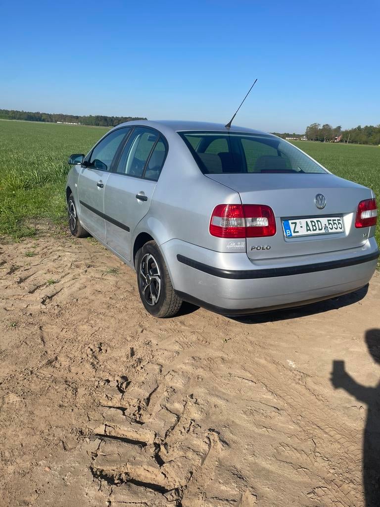 Polo 1.4 essence avec inspection, Autos, Argent ou Gris, Achat, Boîte manuelle, Noir