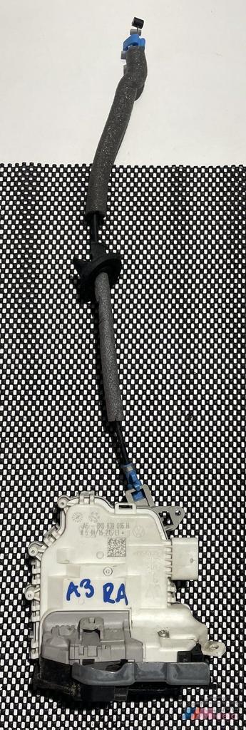 AUDI A3 DEURSLOT RECHTS ACHTER 8KO839016H, Auto-onderdelen, Carrosserie, Audi, Gebruikt, Ophalen of Verzenden