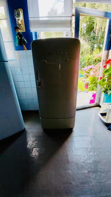 Werkende Philco Amerikaanse koel/ijskast 1952 beschikbaar voor biedingen