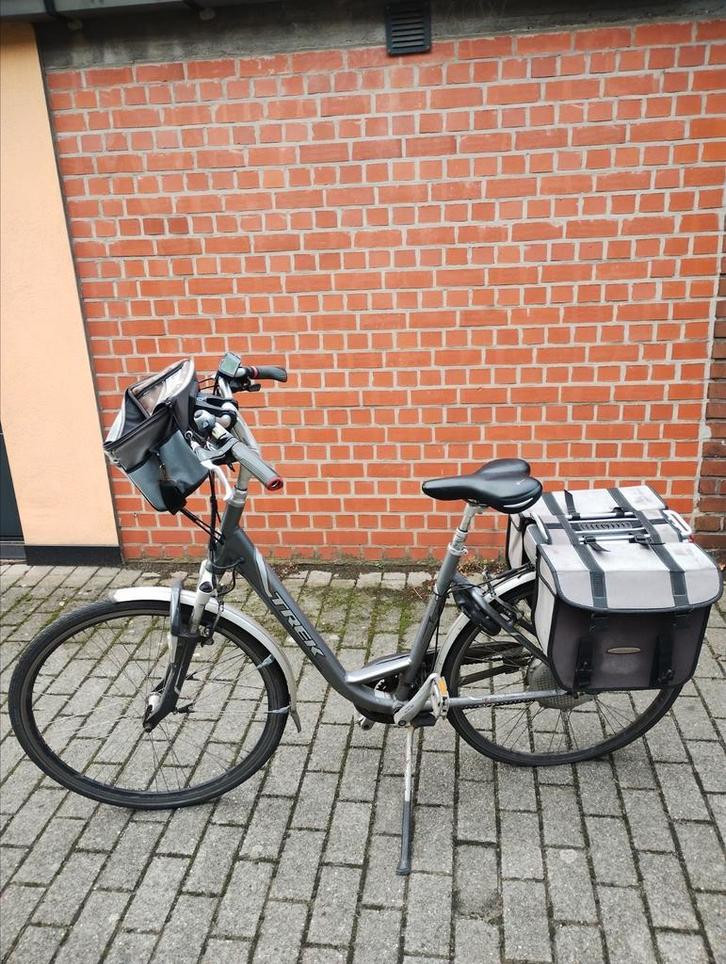 Trek Navigator 500 e-bike - handig voor in de stad, Fietsen en Brommers, Elektrische fietsen, Gebruikt, Ophalen