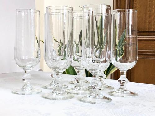 Set van 8 prachtige champagneglazen, Antiek en Kunst, Antiek | Glaswerk en Kristal, Ophalen of Verzenden