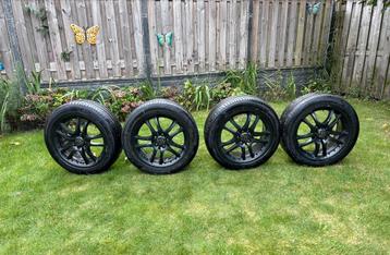 velgen 18 inch  245/45 beschikbaar voor biedingen