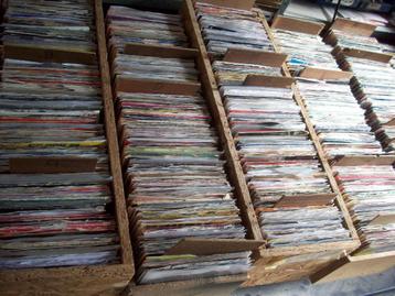 vinyl singels beschikbaar voor biedingen