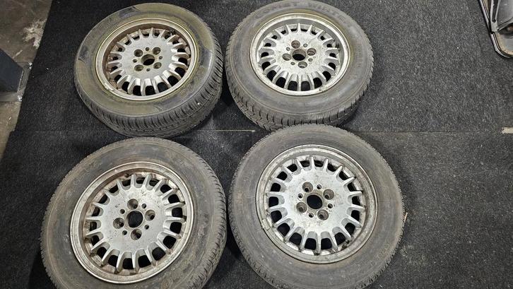 Set Originele velgen kroonkurk BMW 3 serie E30 4X100 ET34 36, Auto-onderdelen, Banden en Velgen, Banden en Velgen, Gebruikt, Ophalen