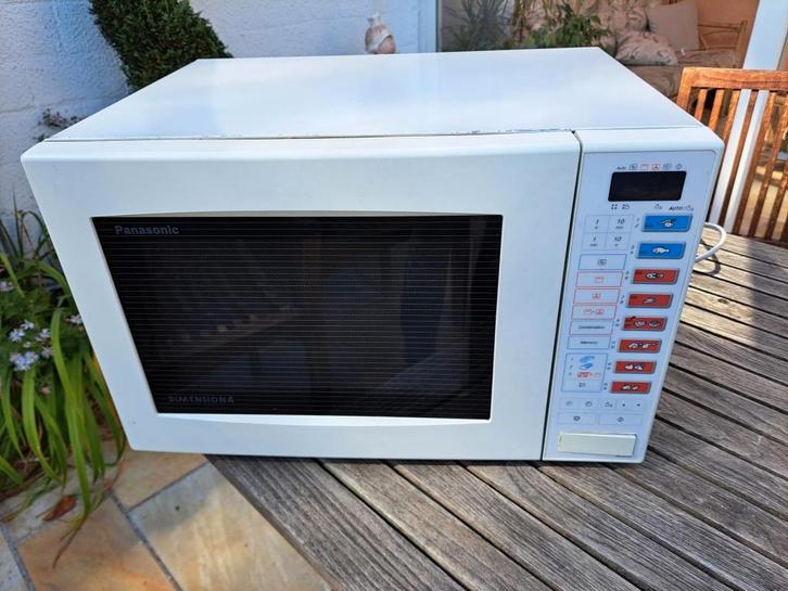 PANASONIC multifunctionele oven, Elektronische apparatuur, Microgolfovens, Microgolfoven, Grill, Hete lucht, Oven, Draaiplateau