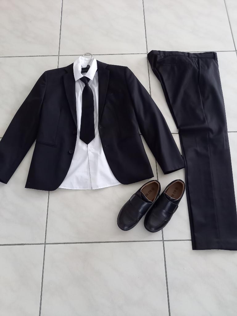 Costume pour enfant taille 134 et 152, Enfants & Bébés, Vêtements enfant | Taille 152, Comme neuf, Garçon, Autres types, Enlèvement ou Envoi