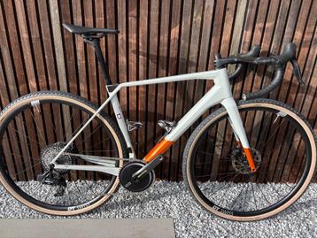 SUPERIOR X-ROAD RACE/GRAVEL Maat M 54 CARBON Sram FORCE XPLR beschikbaar voor biedingen