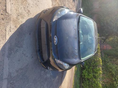 Ford fiesta  1750 euro FIXE, Auto's, Ford, Particulier, Fiësta, Bluetooth, Diesel, Euro 5, Berline, 4 deurs, Handgeschakeld, Zwart