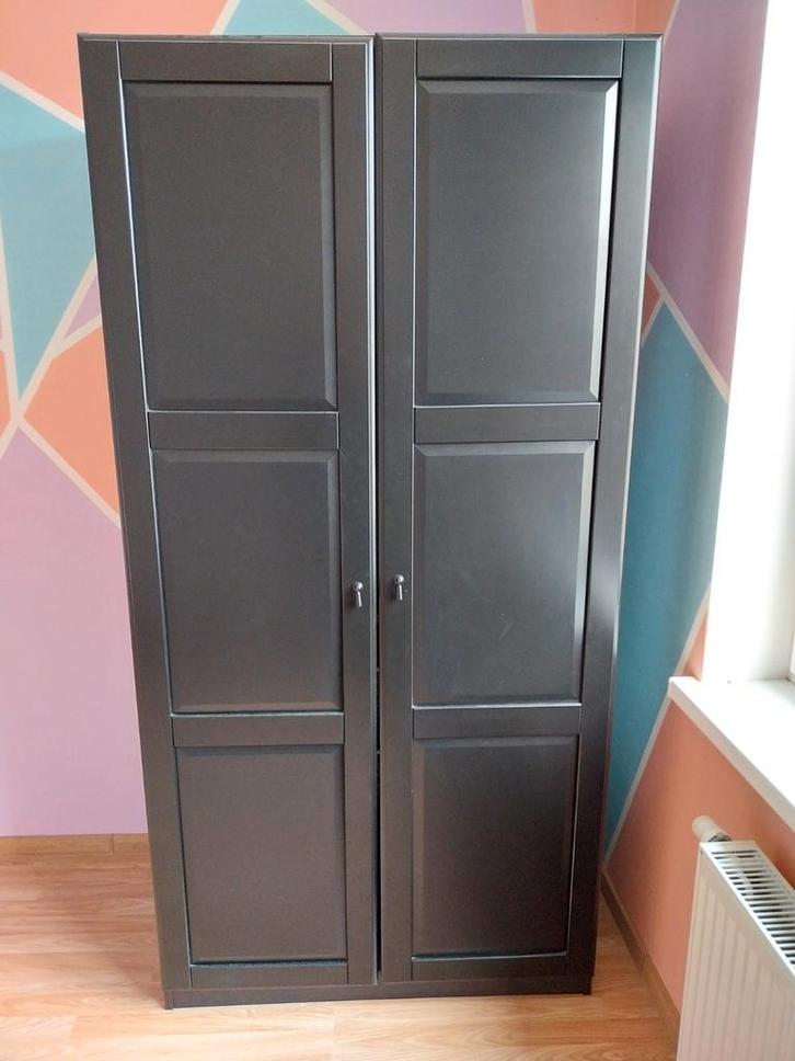 Garde-robes Ikea noire, Maison & Meubles, Armoires | Penderies & Garde-robes, Comme neuf, Enlèvement