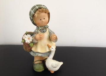 meisje met gans en mandje met bloemen 21cm beschikbaar voor biedingen