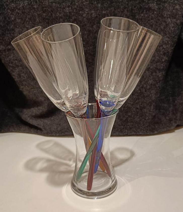 6 champagneglazen op steel + houder, Verzamelen, Glas en Drinkglazen, Nieuw, Ophalen