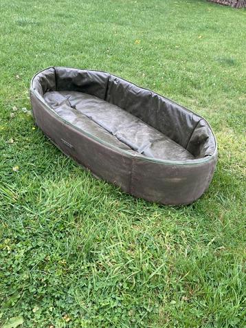Trakker Sanctuary Compact Oval Crib beschikbaar voor biedingen