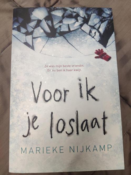 Boek: Voor ik je loslaat - Marieke Nijkamp, Boeken, Kinderboeken | Jeugd | 13 jaar en ouder, Ophalen of Verzenden