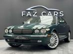 Jaguar XJR 4.2i V8 32v S/C * 1ER PROP + CUIR + GPS *, Auto's, Automaat, Gebruikt, Bedrijf, 291 kW