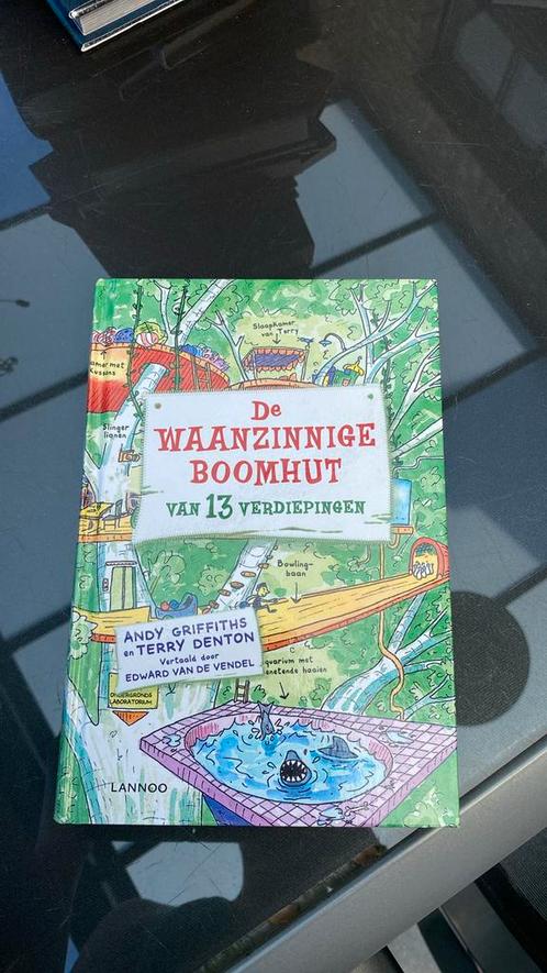Terry Denton - De waanzinnige boomhut van 13 verdiepingen, Livres, Livres pour enfants | Jeunesse | Moins de 10 ans, Utilisé, Enlèvement ou Envoi