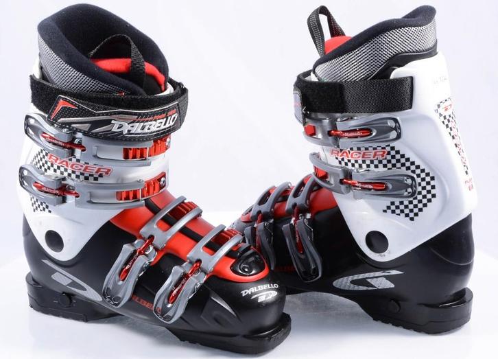 Chaussures de ski 39 40 EU DALBELLO RACER 4, Sports & Fitness, Ski & Ski de fond, Utilisé, Chaussures, Carving, Envoi