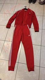 Tranning Adidas De prijs en de maat staan op de foto's, Kinderen en Baby's, Kindermode-accessoires, Ophalen, Zo goed als nieuw