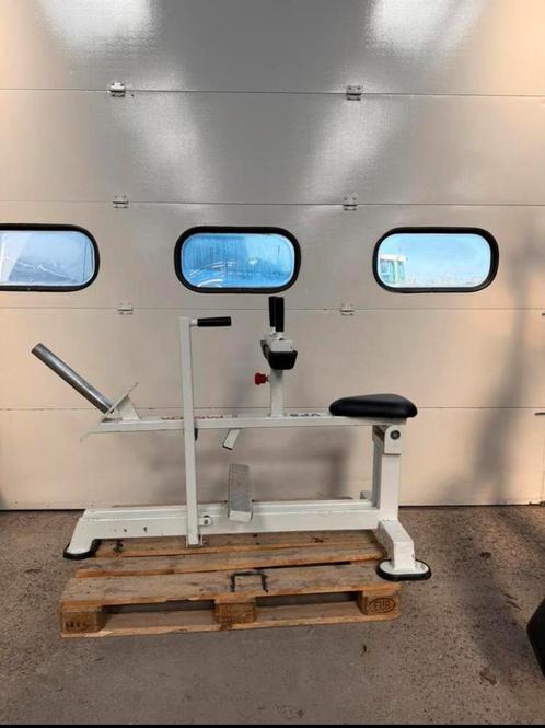 Panatta plate loaded calf raise / calf machine / Kuiten, Sport en Fitness, Fitnessmaterialen, Gebruikt, Overige typen, Armen, Benen