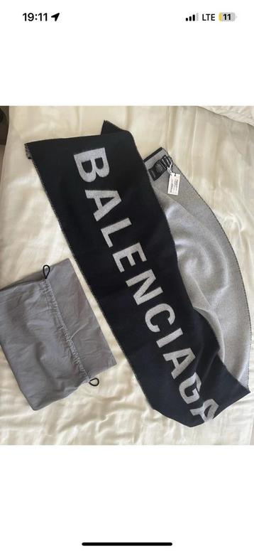 Balenciaga sjaal, Enlèvement ou Envoi, Comme neuf, Écharpe
