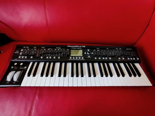 Behringer DeepMind 12 clavier – Comme neuf + Zo goed als nie, Muziek en Instrumenten, Synthesizers, Zo goed als nieuw, 61 toetsen