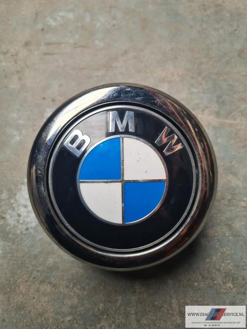 BMW F20 embleem schakelaar achterklep  7248535, Auto-onderdelen, Dashboard en Schakelaars, BMW, Gebruikt, Herkomst onderdeel bekend